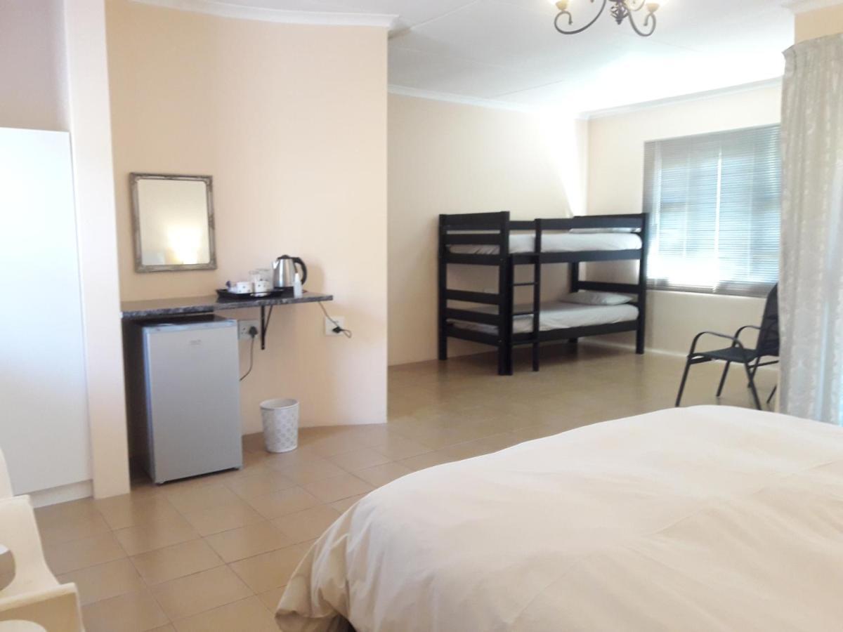 Hluhluwe Gate Safari Camp Hotel Екстериор снимка