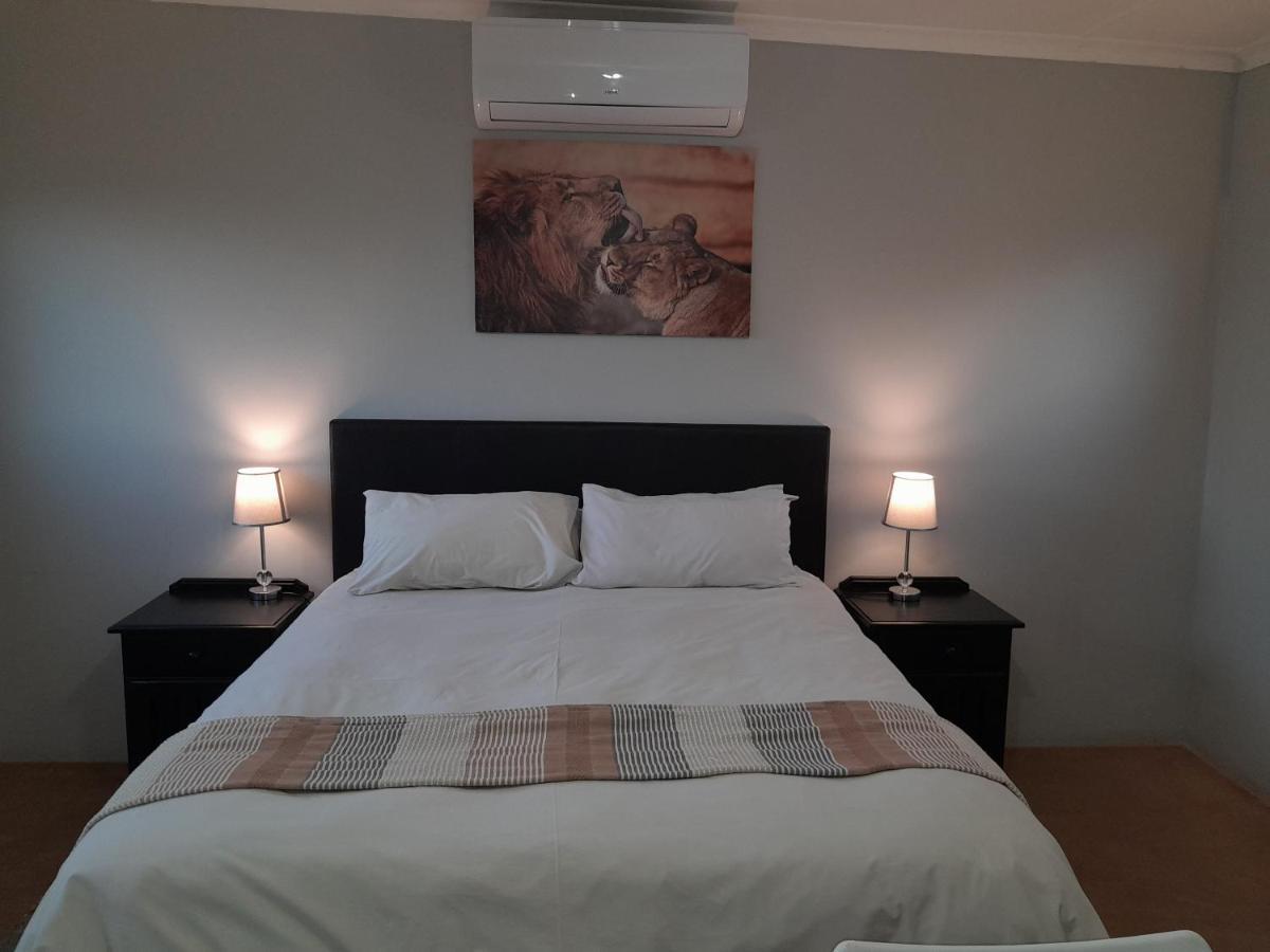 Hluhluwe Gate Safari Camp Hotel Екстериор снимка