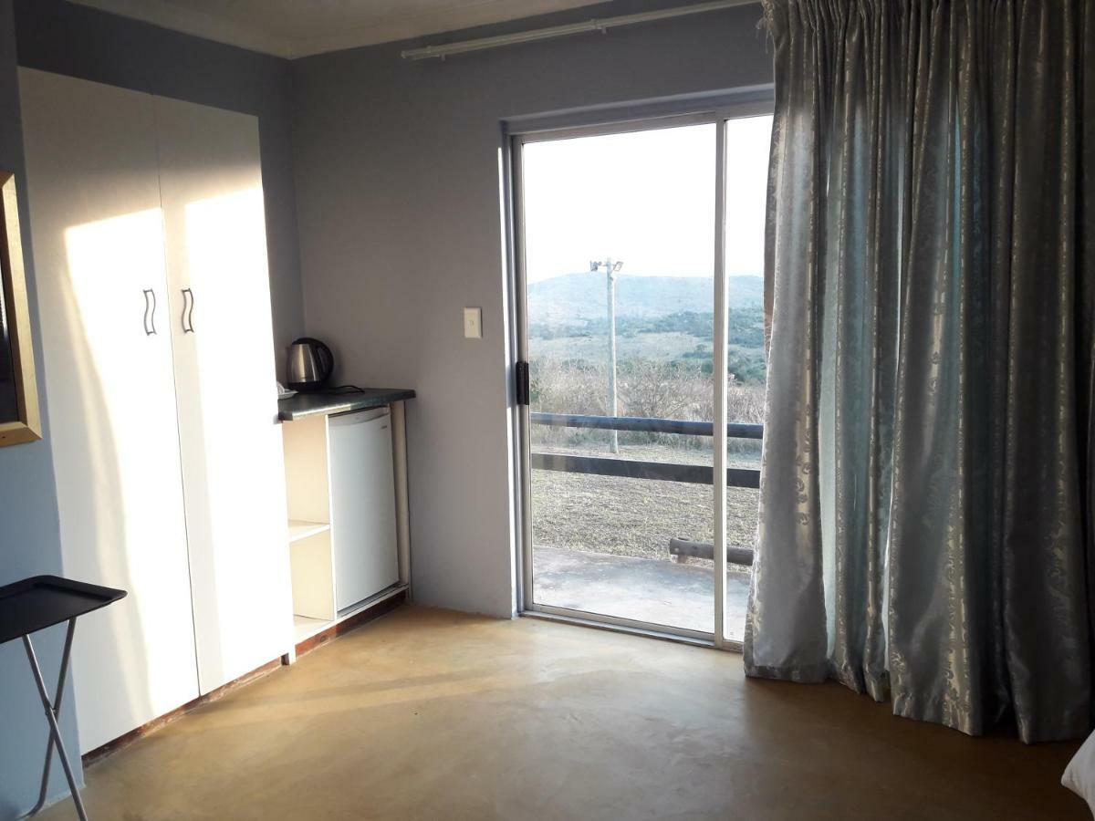 Hluhluwe Gate Safari Camp Hotel Екстериор снимка