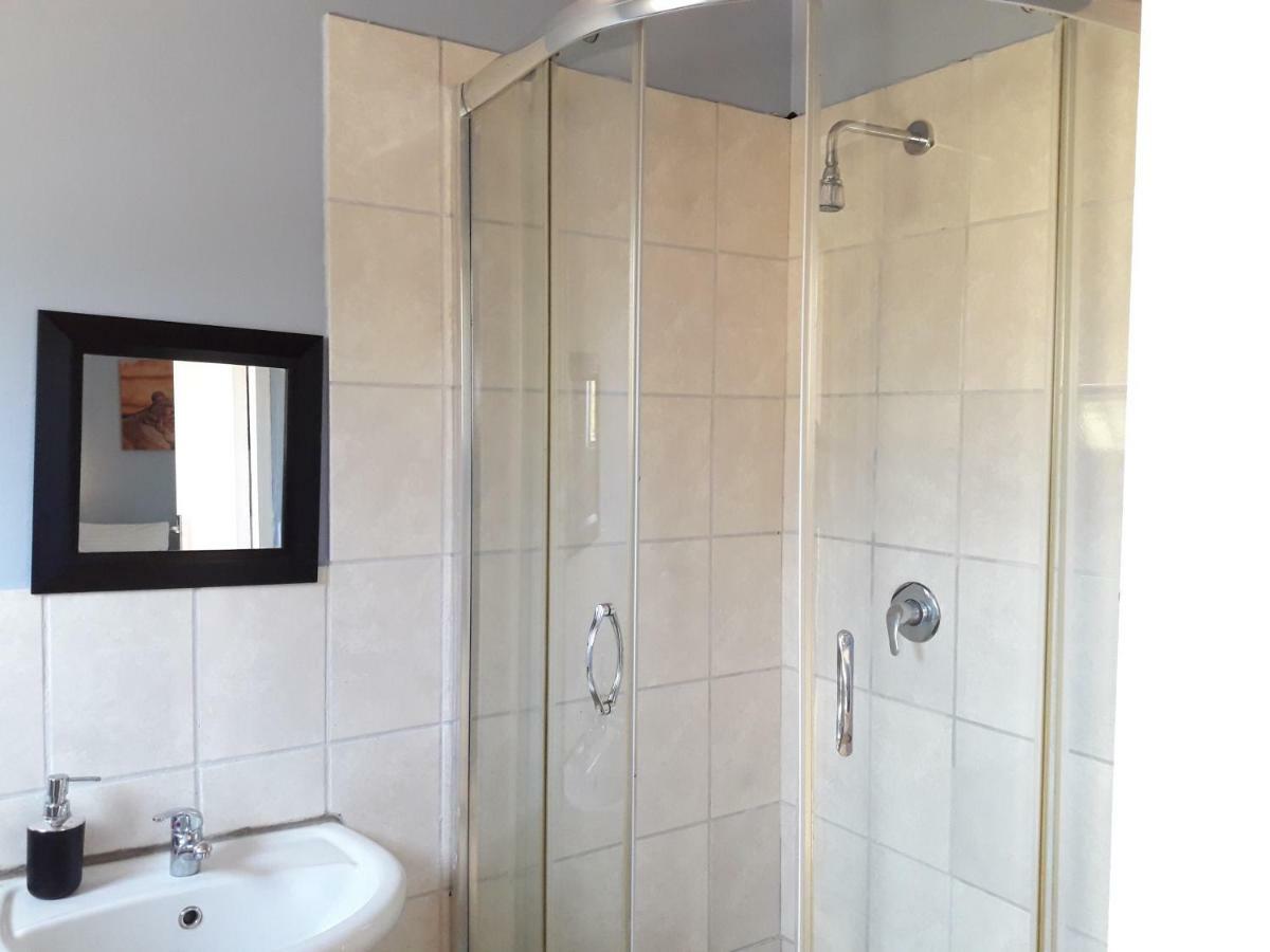 Hluhluwe Gate Safari Camp Hotel Екстериор снимка