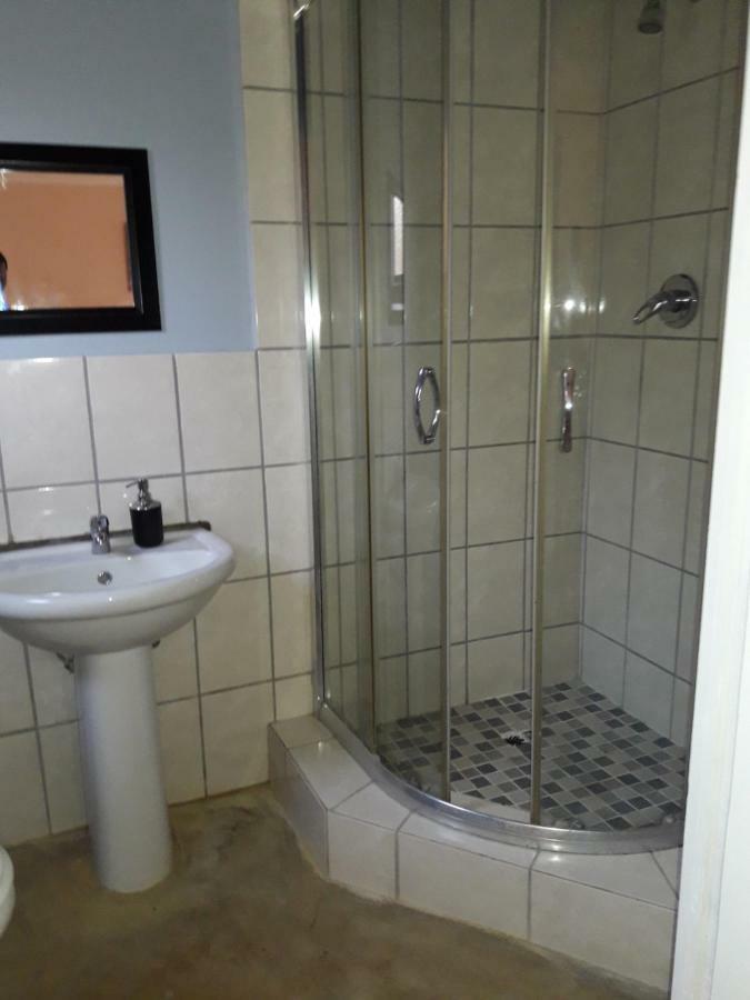 Hluhluwe Gate Safari Camp Hotel Екстериор снимка